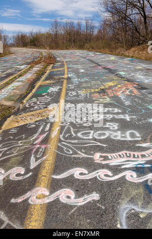 Alten Route 61 oder Graffiti-Autobahn in Centralia, Pennsylvania, wo ein Bergwerk-Feuer, das im Jahre 1962 begann bis zum heutigen Tag brennt weiter. Stockfoto