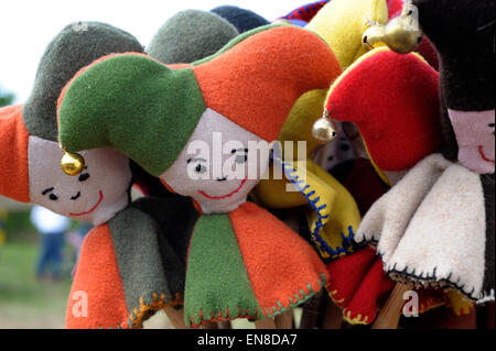 mittelalterliche Puppen zum Verkauf an einen mittelalterlichen Markt in Tschechien libusin Stockfoto