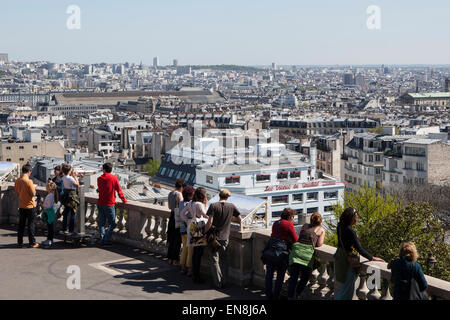 Blick auf Paris von Montmartre Stockfoto