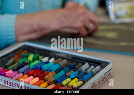 "Der Künstler Pastellkreiden, der von einem Künstler © clarissa Debenham/Alamy verwendet Stockfoto