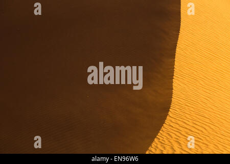 Detail der Sanddünen. Lihoudi Dünen. Wüste Sahara. Marokko. Afrika. Stockfoto