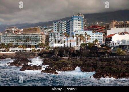 Puerto De La Cruz Hotels, Teneriffa, Kanarische Inseln, Spanien, Europa Stockfoto