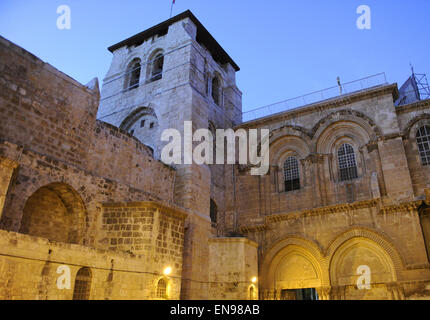 Israel. Jerusalem. Basilika des Heiligen Grabes. Kreuzritter-Fassade. Alte Stadt. Christian Quartal. Stockfoto