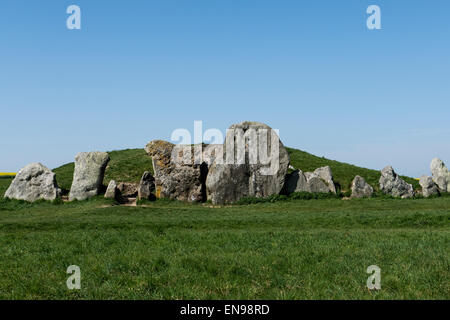 England, Wiltshire, Avebury, West Kennet Long Barrow Stockfoto