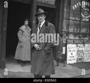 Lady White Mord 14. März 1922 am Morgen des 14. März 1922, Lady Alice White war mit ihrem Schädel zerquetscht gefunden, aber noch am Leben, in ihrem Zimmer in der Spencer Hotel Portman Street, London, sie starb wenige Stunden später. Eine Speisekammer junge im Hotel H Stockfoto