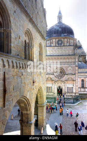 Italien, Lombardei, Bergamo Alta, Colleoni Kapelle und Kirche Santa Maria Maggiore Stockfoto