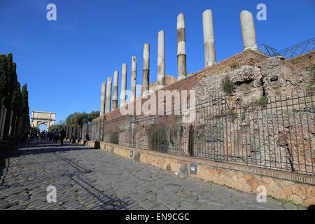 Italien. Rom. Via Sacra. Detail-Stein-Pflaster. In der Nähe von Forum Romanum. Stockfoto