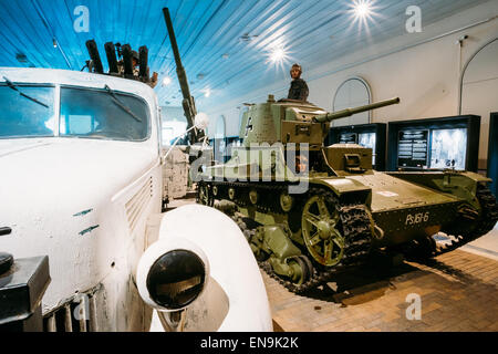 HELSINKI, Finnland - 28. Juli 2014: Die Ausstellung in der militärischen Museen Manege auf Festung Insel von Suomenlinna Stockfoto