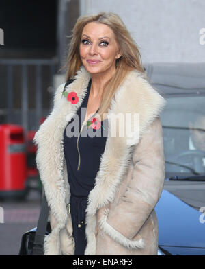 Carol Vorderman außerhalb ITV Studios mit: Carol Vorderman wo: London, Vereinigtes Königreich bei: 27. Oktober 2014 Stockfoto