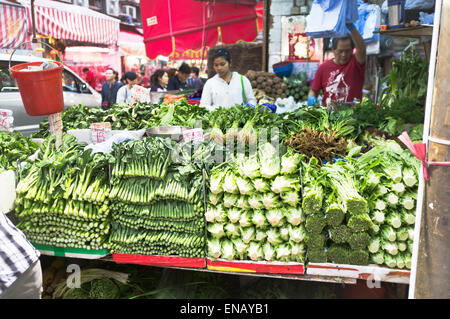 dh Gemüse Markt CAUSEWAY BAY Hongkong chinesische Gemüse Stall Outdoormarkt grünes Gemüse Markt Lebensmittel display Stockfoto