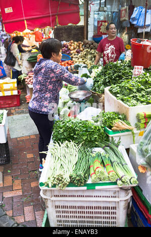 dh Markt CAUSEWAY BAY Hongkong chinesische Gemüse Stall Outdoormarkt grünes Gemüse Gemüsemarkt Stockfoto