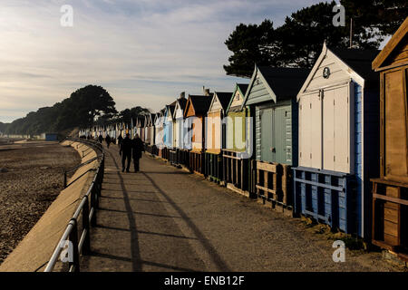 Strandhütten auf der promenade Stockfoto