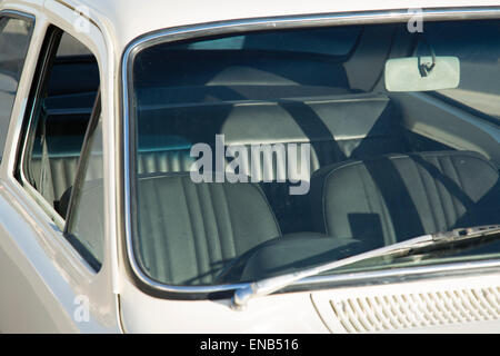 Ford Escort MKI Malta in weiß. Stockfoto