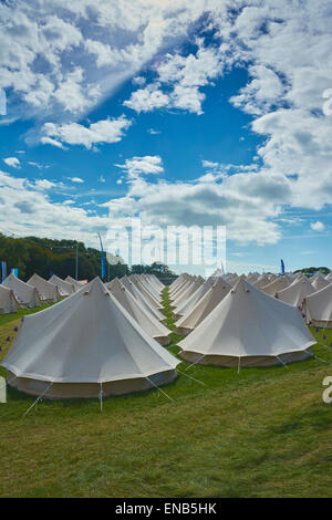 Boutique Campingplatz am Festival Nr. 6, Portmeirion, Wales, UK Stockfoto