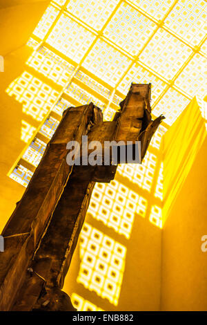 World Trade Center Balken auf dem Display an Fort Worth Museum für Wissenschaft und Geschichte, Fort Worth, Texas, USA Stockfoto