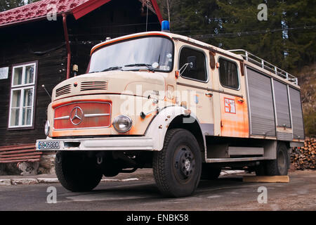 Alte Mercedes Benz Feuer Turck. Stockfoto
