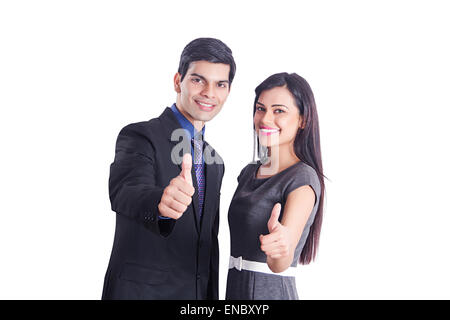 2 indische Business Kollege Thumbs Up anzeigen Stockfoto