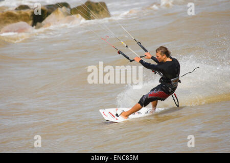 Lewis Crathern Kiteboarding, Worthing, West Sussex UK Stockfoto