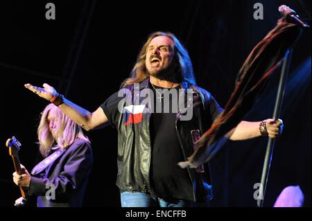 Pilsen, Tschechische Republik. 1. Mai 2015. John Roy Van Zant von Lynyrd Skynyrd führt in Pilsen, Tschechische Republik, 1. Mai 2015. © Pavel Nemecek/CTK Foto/Alamy Live-Nachrichten Stockfoto