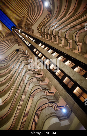 "Downtown Atlanta Georga USA The Atlanta Marriott Marquis ist ein 52-Geschichte, Marriott Hotel in Atlanta, Georgia. Es ist der 14. t Stockfoto