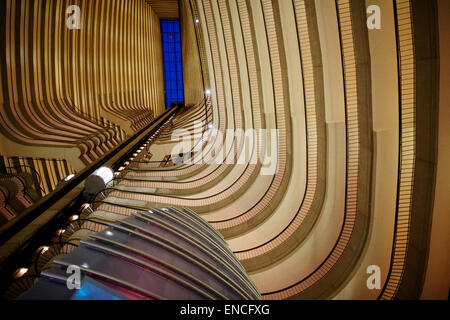 "Downtown Atlanta Georga USA The Atlanta Marriott Marquis ist ein 52-Geschichte, Marriott Hotel in Atlanta, Georgia. Es ist der 14. t Stockfoto