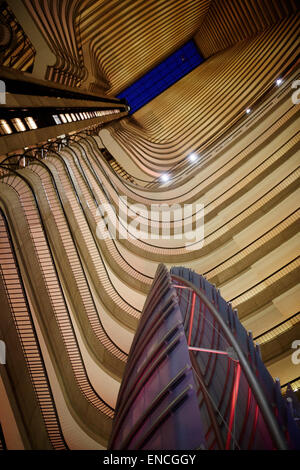 "Downtown Atlanta Georga USA The Atlanta Marriott Marquis ist ein 52-Geschichte, Marriott Hotel in Atlanta, Georgia. Es ist der 14. t Stockfoto