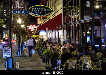 Chicago Illinois, Gold Coast Historic District, Nachbarschaft, Nachtabend, Abendessen, Tavern on Rush, Restaurants, Restaurants, Restaurants, Restaurants, Cafés und Außenterrasse Stockfoto