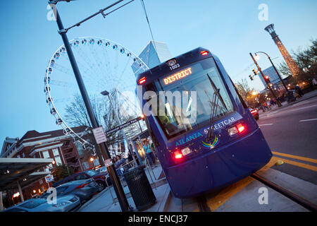 "Downtown Atlanta in Georga USA Atlanta Straßenbahn oder einfach den Downtown Loop, ist eine Straßenbahnlinie in Atlanta, Georgia, USA Stockfoto