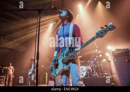 Leeds, UK. 2. Mai 2015. Die Krippen durchführen live in Leeds Town Hall im Rahmen der live bei Leeds 2015 Credit: Gary Mather/Alamy Live News Stockfoto