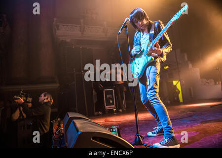 Leeds, UK. 2. Mai 2015. Die Krippen durchführen live in Leeds Town Hall im Rahmen der live bei Leeds 2015 Credit: Gary Mather/Alamy Live News Stockfoto