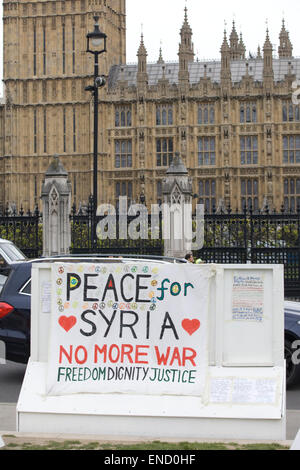 Frieden für Syrien Protest außerhalb des Hauses des Parlaments London Stockfoto