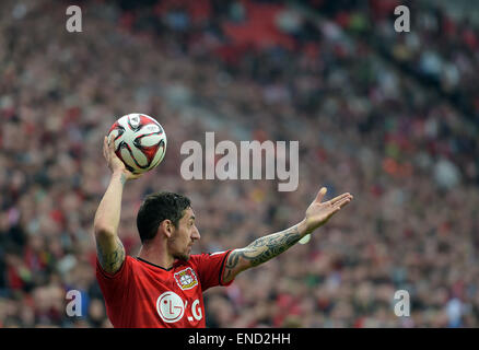 Leverkusen, Deutschland. 2. Mai 2015. Leverkusens Roberto Hilbert in Aktion während der Fußball-Bundesliga Spiel Bayer Leverkusen gegen Bayern München in Leverkusen, Deutschland, 2. Mai 2015. Leverkusen gewann 2: 0. Foto: Federico Gambarini/Dpa/Alamy Live News Stockfoto