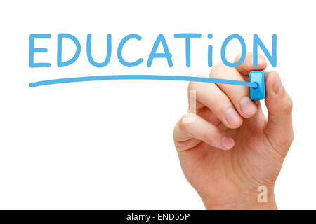 Handschrift Bildung mit blaue Markierung auf transparente wischen. Stockfoto