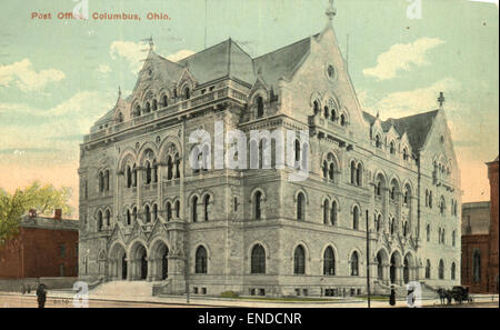 Dieses historische Bild aus der Columbus Post Office Collection zeigt das ikonische Gebäude in Ohio. Das Foto bietet einen Einblick in die historische Entwicklung der staatlichen Einrichtungen und Postdienste in Columbus während des frühen 20. Jahrhunderts. Stockfoto