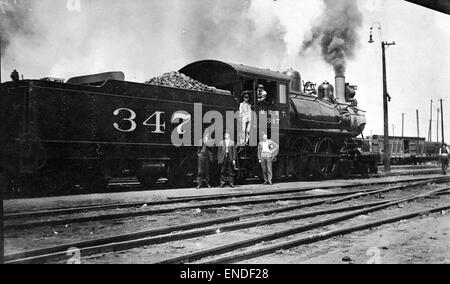 [Missouri-Kansas-Texas, Lok Nr. 347 mit Tender] Stockfoto