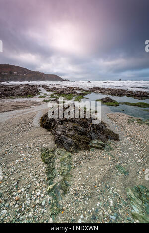 Dämmerung am Trevellas Porth Beach in Cornwall England uk Stockfoto