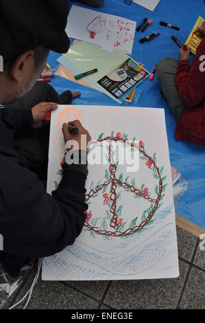 Naha, Okinawa, Japan: Menschen protestieren gegen die neuen amerikanischen Basis in Henoko Stockfoto