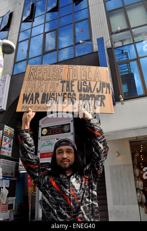 Naha, Okinawa, Japan: Menschen protestieren gegen die neuen amerikanischen Basis in Henoko Stockfoto