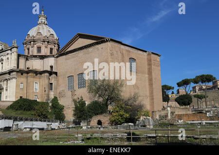 Italien. Rom. Curia Julia oder Kurie. Dem Senat-Haus in der antiken Stadt Rom. Das Forum Romanum. Stockfoto