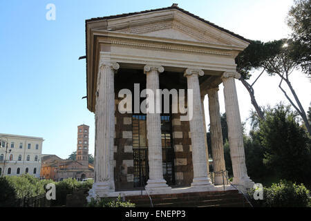 Italien. Rom. Tempel des Portunus. Dem Gott Portunus gewidmet. Ionischen Ordnung. Forum Boarium. 1. Jh.V.Chr. Republik-Ära. Stockfoto