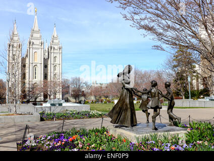 Freudigen Moment Skulptur am Hauptsitz der Kirche Jesu Christi der Heiligen der letzten Tage in Salt Lake City, Utah, USA Stockfoto