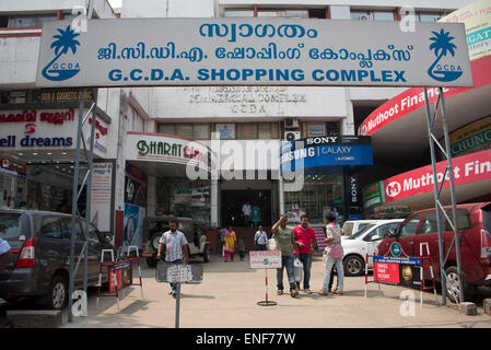 G.C.D.A (größere Cochin Development Authority) Shopping Complex am Marine Drive in Emakkulam, Kerala, Indien Stockfoto