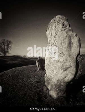 Wiltshire ist eine Zählung im Westen von England und die antiken Monumente von Stonehenge und Avebury Boote. Stockfoto