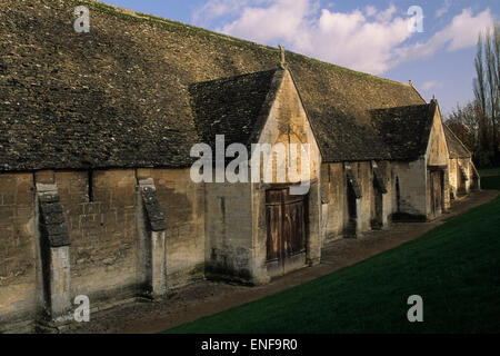 Wiltshire ist eine Zählung im Westen von England und die antiken Monumente von Stonehenge und Avebury Boote. Stockfoto