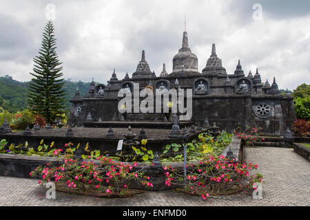 Buddhistischen Kloster Brahma Vihara Ashrama, Wihan Buddha Banjar, Bali, Indonesien Stockfoto