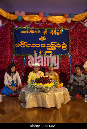 Trauung im Kinn Familie, Mrauk U, Myanmar Stockfoto