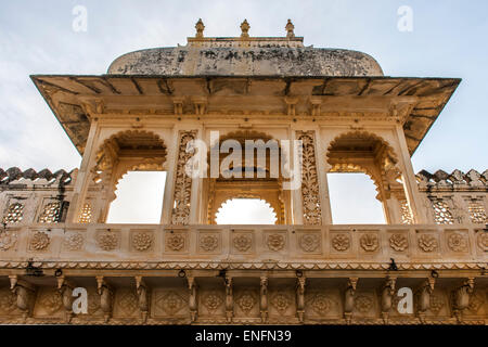 BAdI Charur Chowk, Innenhof in das Stadtschloss der Maharaja, Udaipur, Rajasthan, Indien Stockfoto