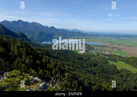 Blick vom Zwieselschrofen Berg in Richtung Kochel am See, Upper Bavaria, Bavaria, Germany Stockfoto