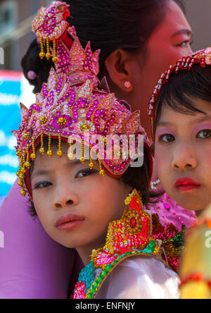 Kind während einer Novitiation-Parade, Bagan, Myanmar Stockfoto