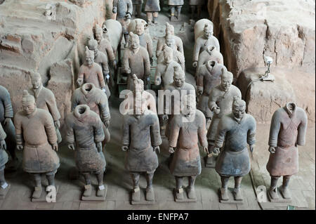 Erste Grube stehend Krieger Figuren, Kaiser Qin Shi Huang Mausoleum, Terrakotta-Armee, Xi &#39;, Menschen &#39; Volksrepublik China Stockfoto